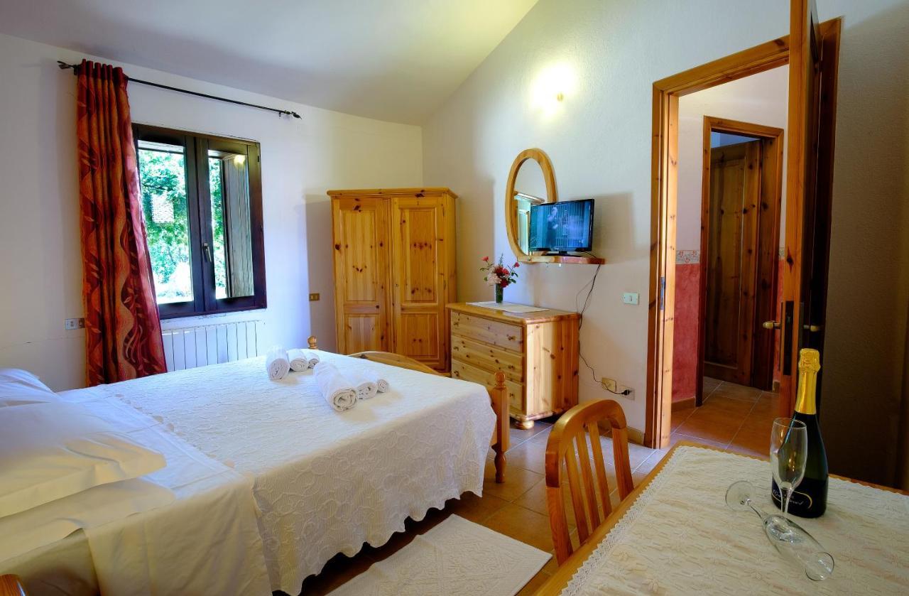 Hotel Il Nido Dell'Aquila Villanova Strisaili 外观 照片